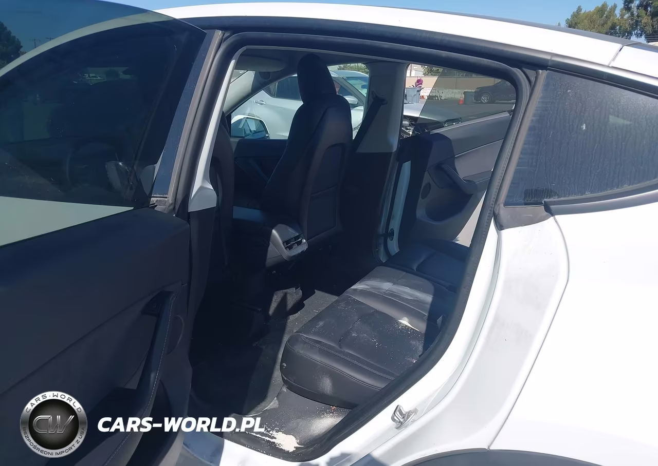 2022 Tesla Model Y Long Range Dual Motor All-Wheel Drive VIN:7SAYGDEE2NF346301 - 8