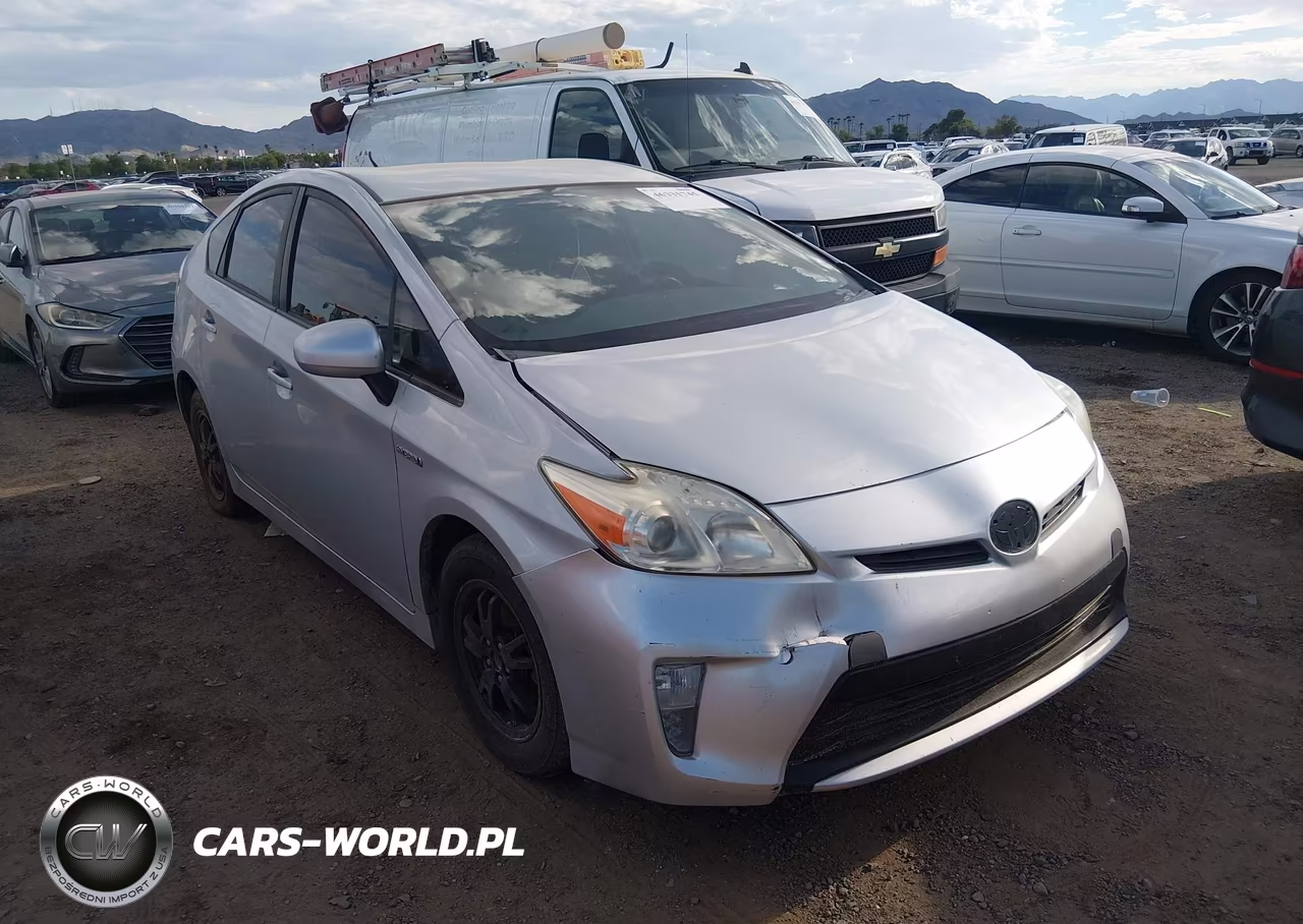 2015 Toyota Prius Two VIN:JTDKN3DU1F0449737 - 6