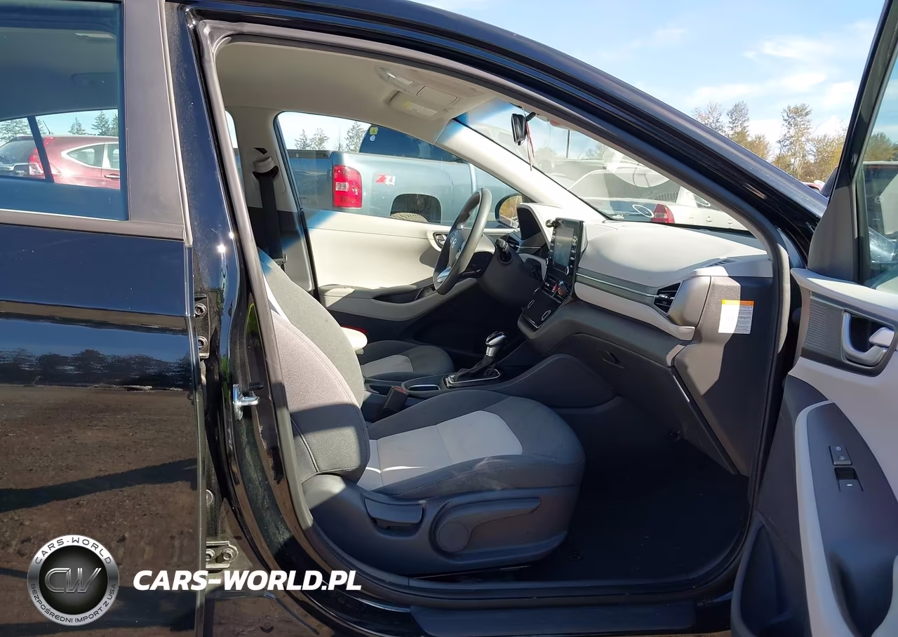2020 Hyundai Ioniq Hybrid Blue VIN:KMHC65LC2LU219095 - 5