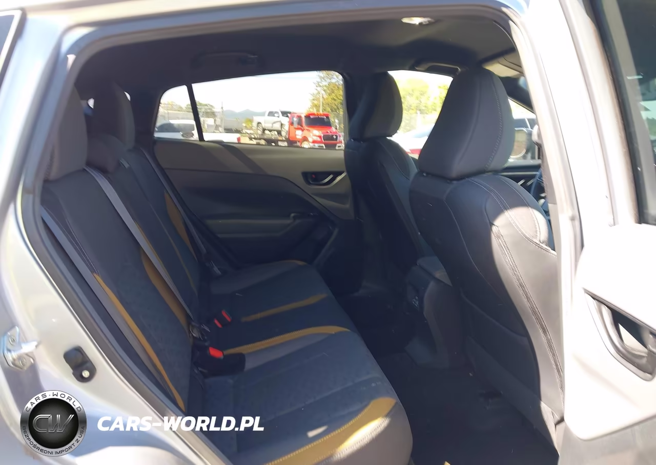 2024 Subaru Crosstrek Sport VIN:4S4GUHF67R3747700 - 8