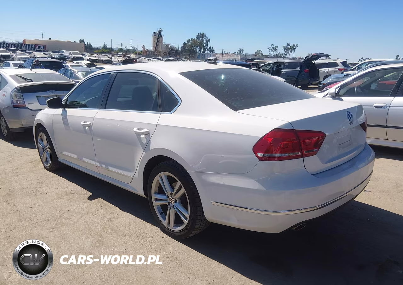 2014 Volkswagen Passat 2.0L Tdi Sel Premium VIN:1VWCN7A30EC093458 - 3