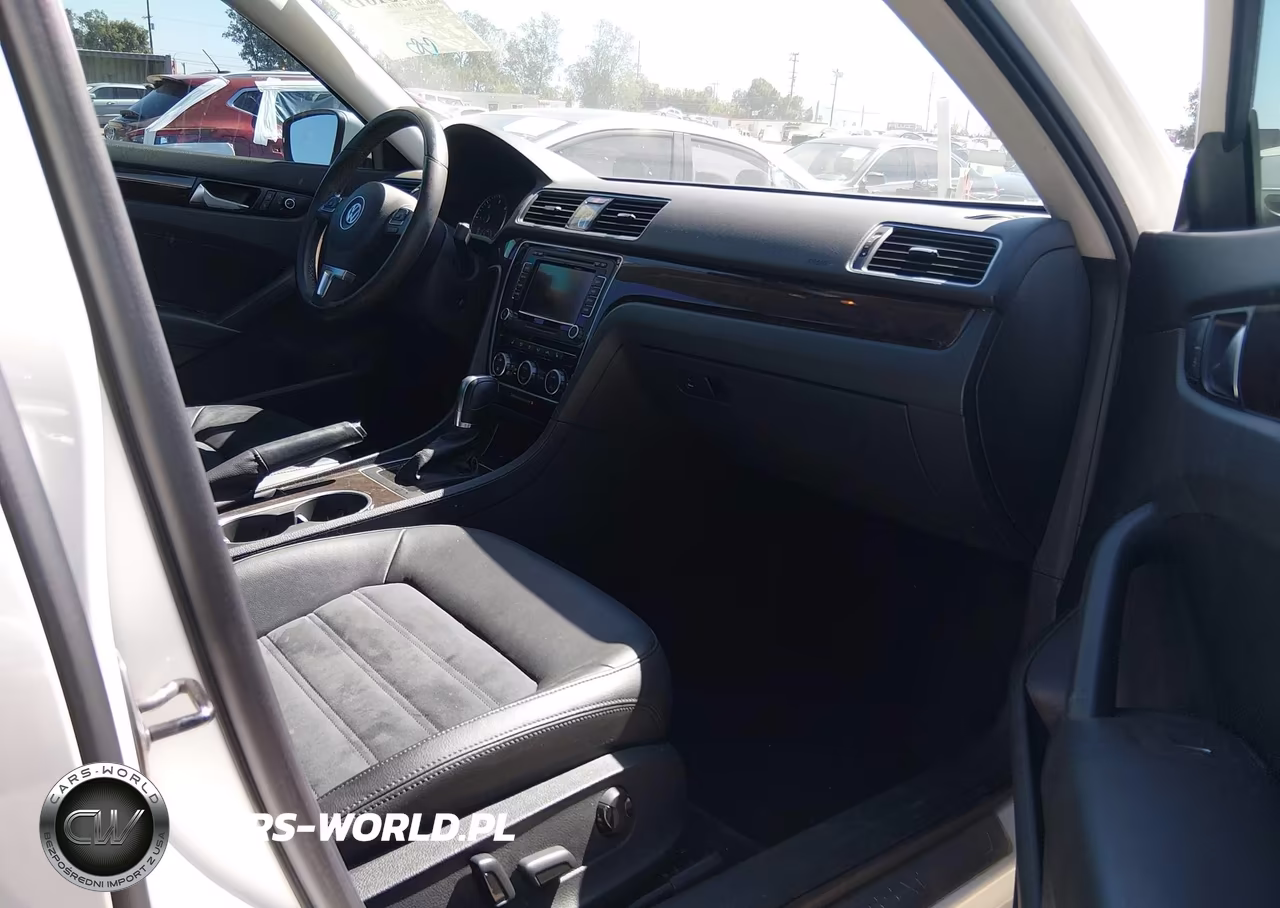 2014 Volkswagen Passat 2.0L Tdi Sel Premium VIN:1VWCN7A30EC093458 - 5