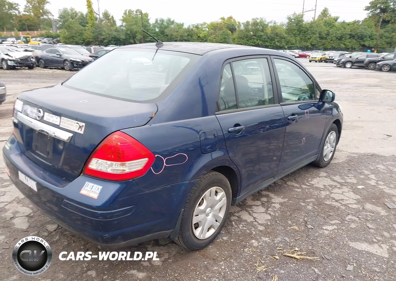 2010 Nissan Versa 1.8S VIN:3N1BC1AP2AL360721 - 4