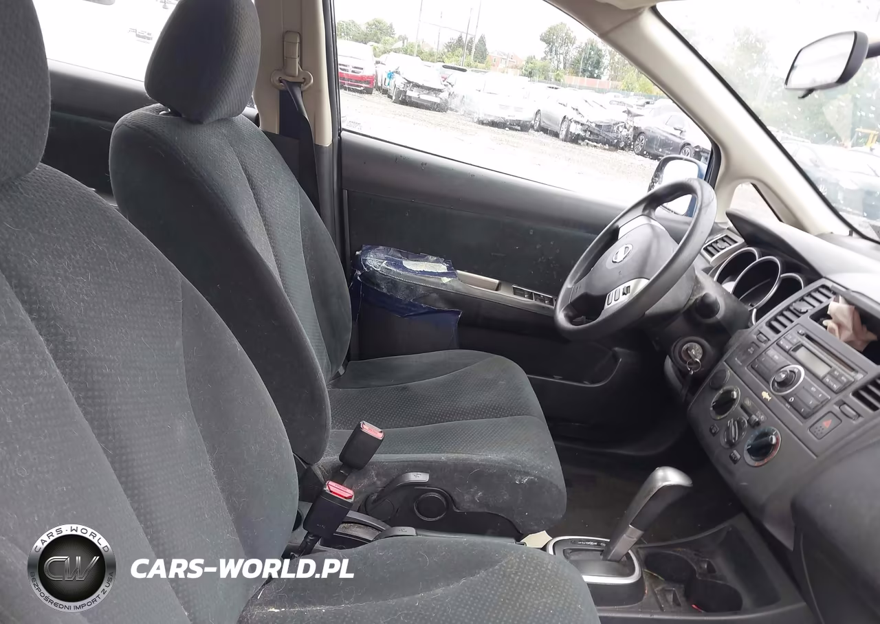 2010 Nissan Versa 1.8S VIN:3N1BC1AP2AL360721 - 5