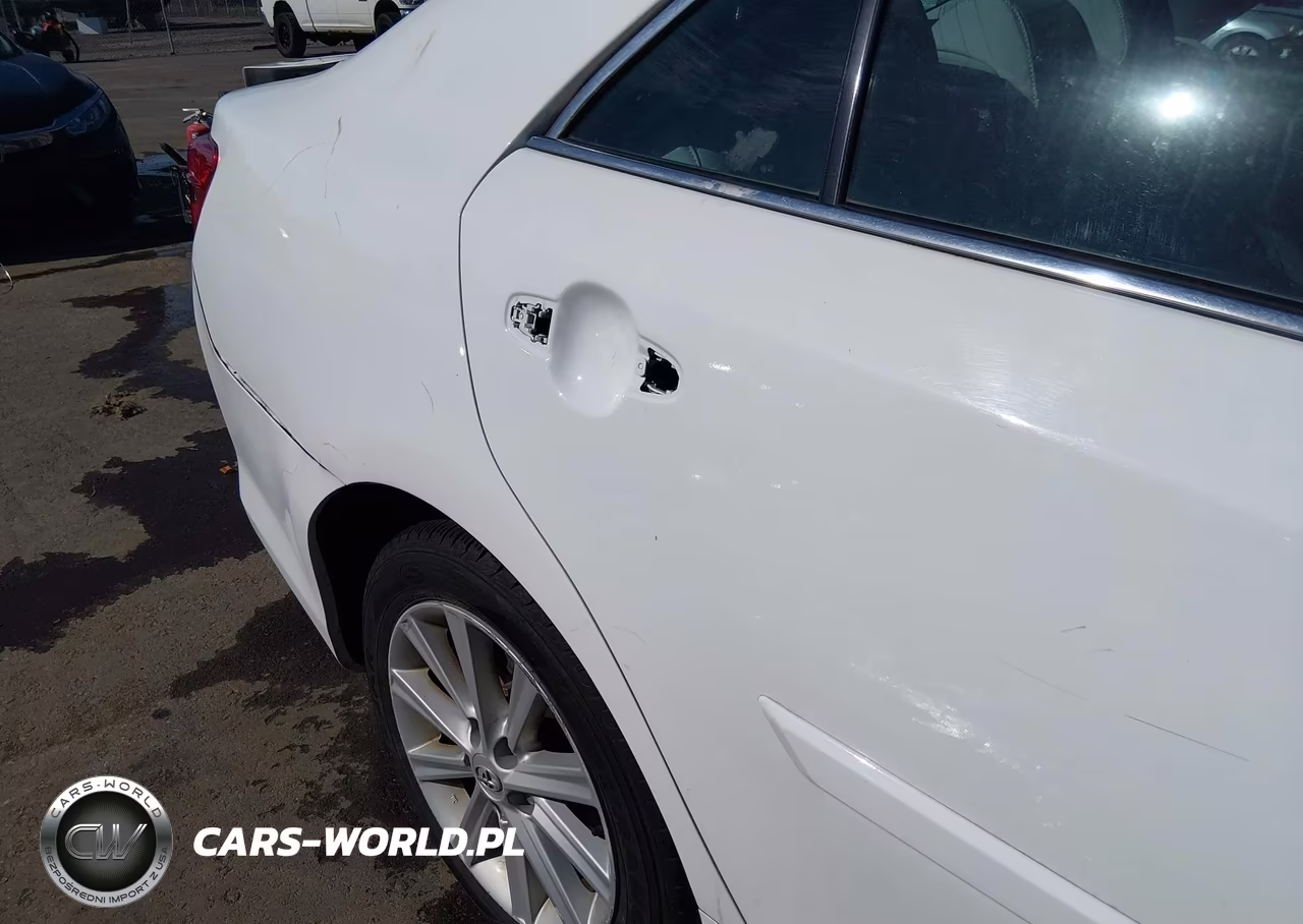 2014 Toyota Camry Xle VIN:4T1BF1FK4EU731158 - 18
