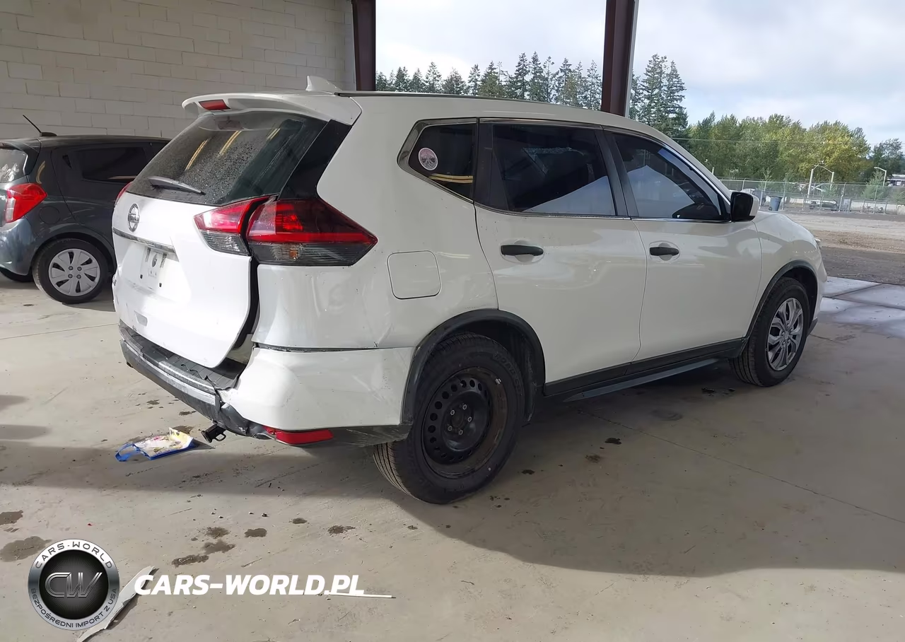 2019 Nissan Rogue S VIN:5N1AT2MT4KC773241 - 4