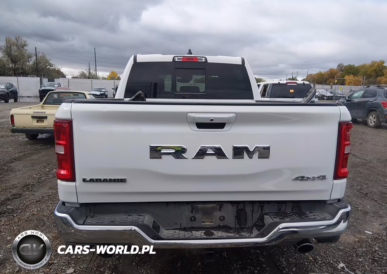 2026 Ram 1500 Laramie 4X4 5'7 Box VIN:3C6SRFJP8T4164344 - 17