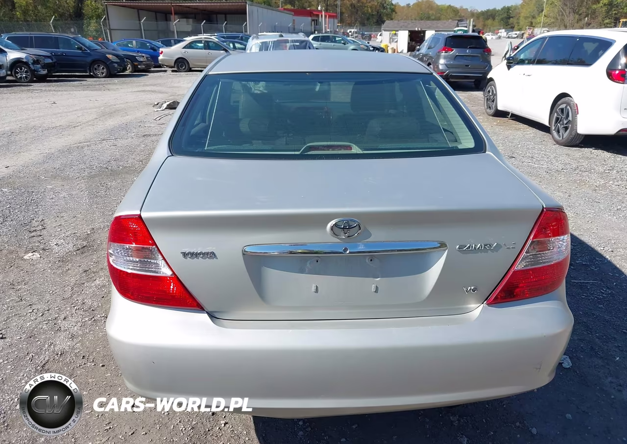 2002 Toyota Camry Xle V6 VIN:JTDBF30K920084171 - 16