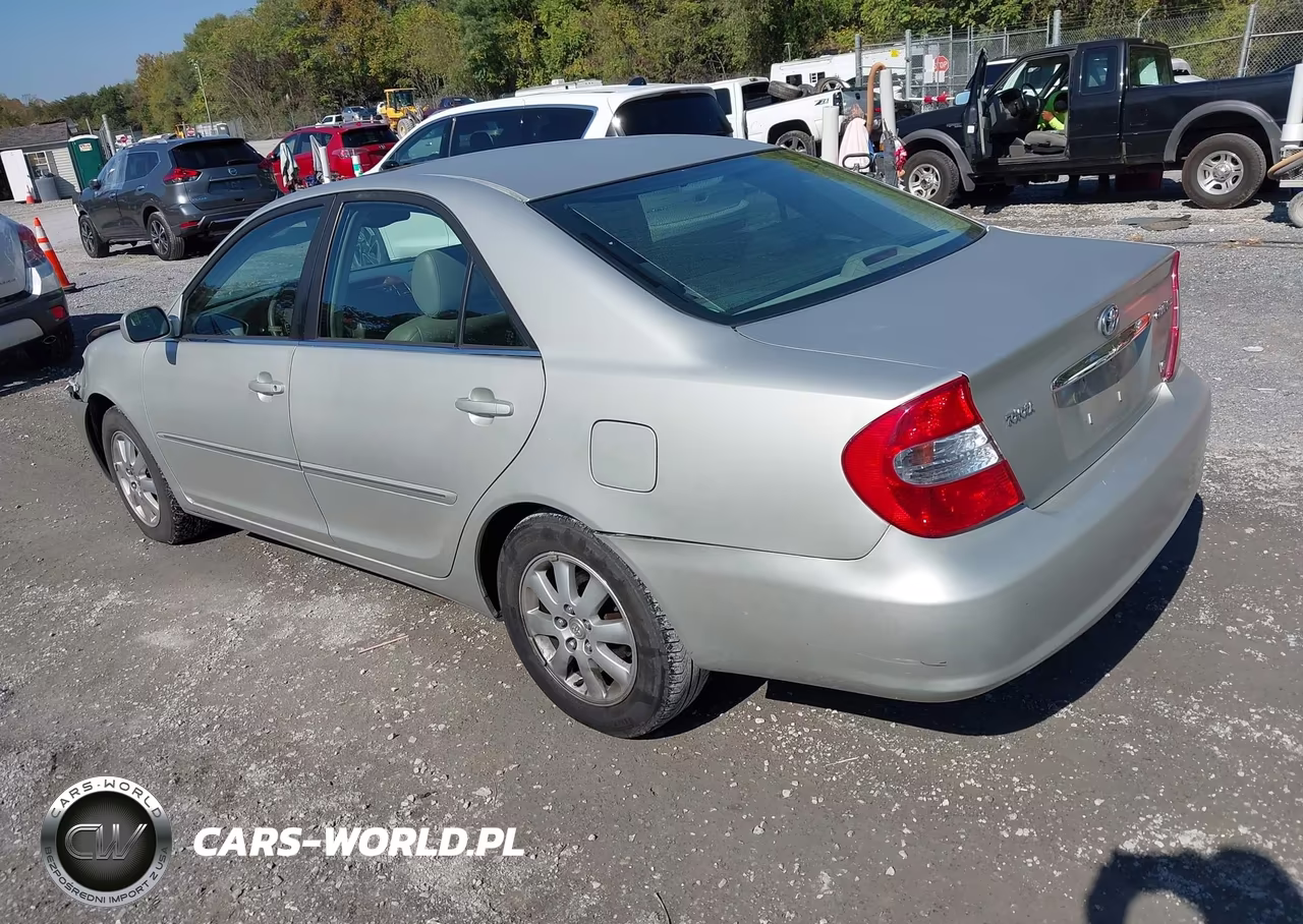 2002 Toyota Camry Xle V6 VIN:JTDBF30K920084171 - 3