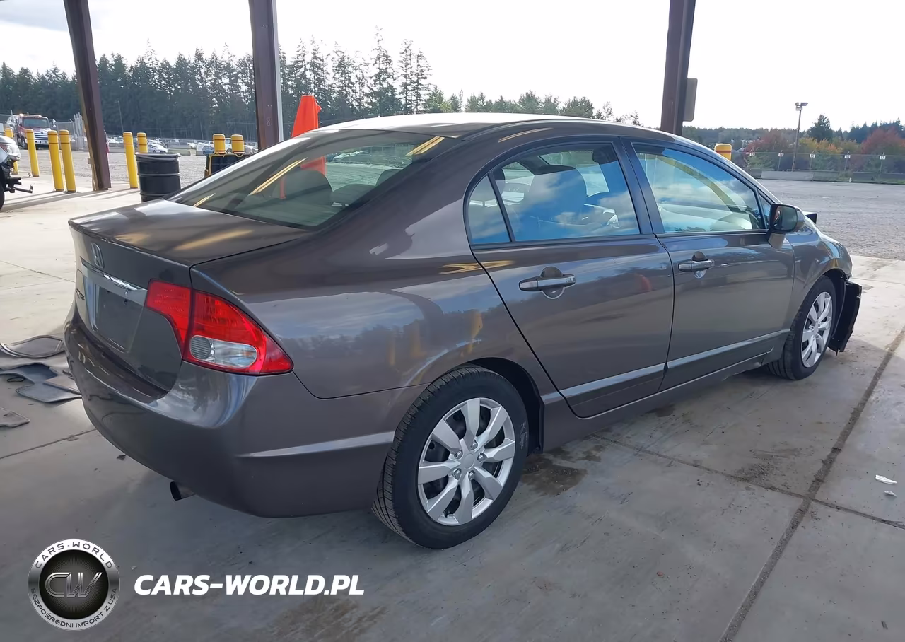 2011 Honda Civic Lx VIN:2HGFA1F53BH505739 - 4