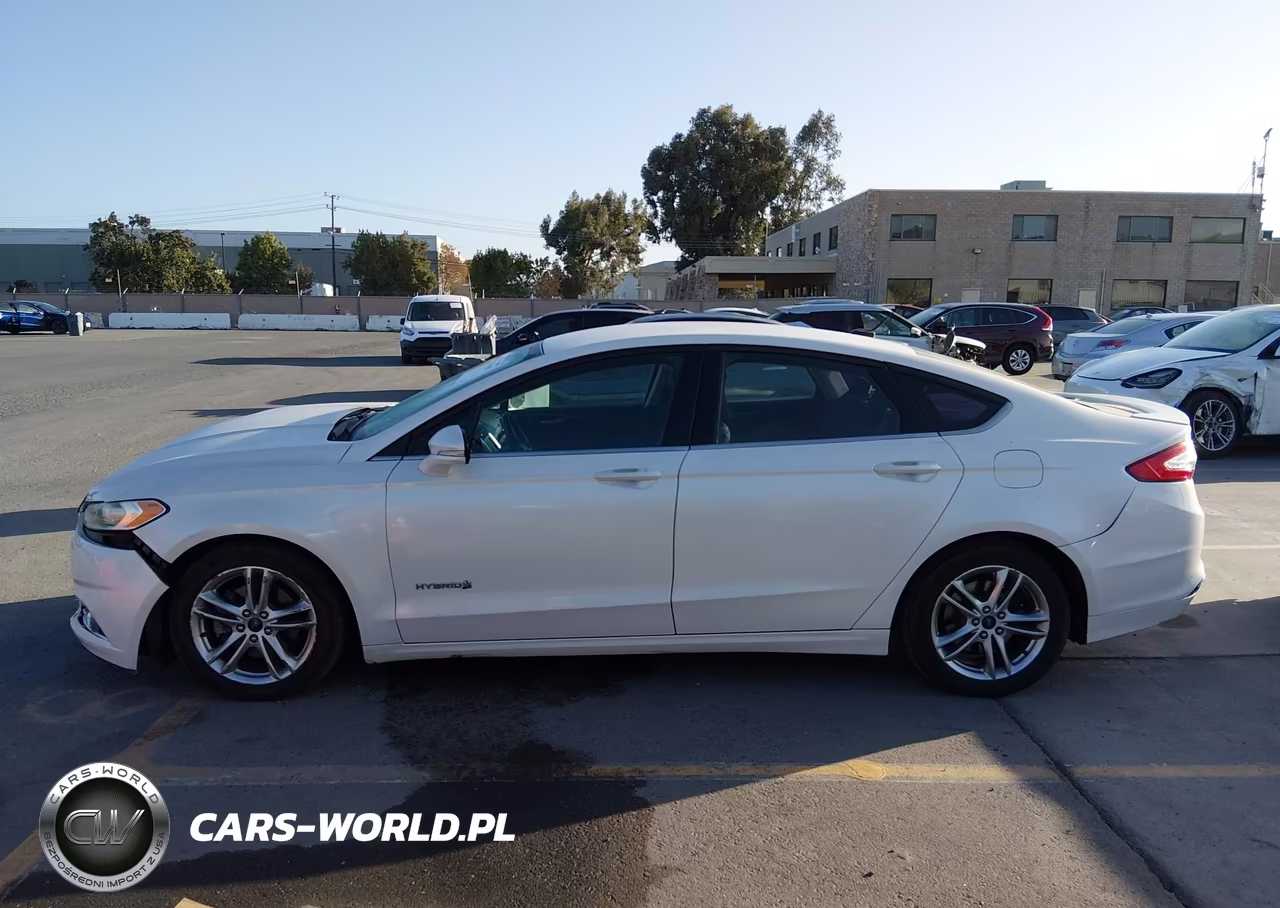 2015 Ford Fusion Hybrid Se VIN:3FA6P0LU6FR226739 - 16
