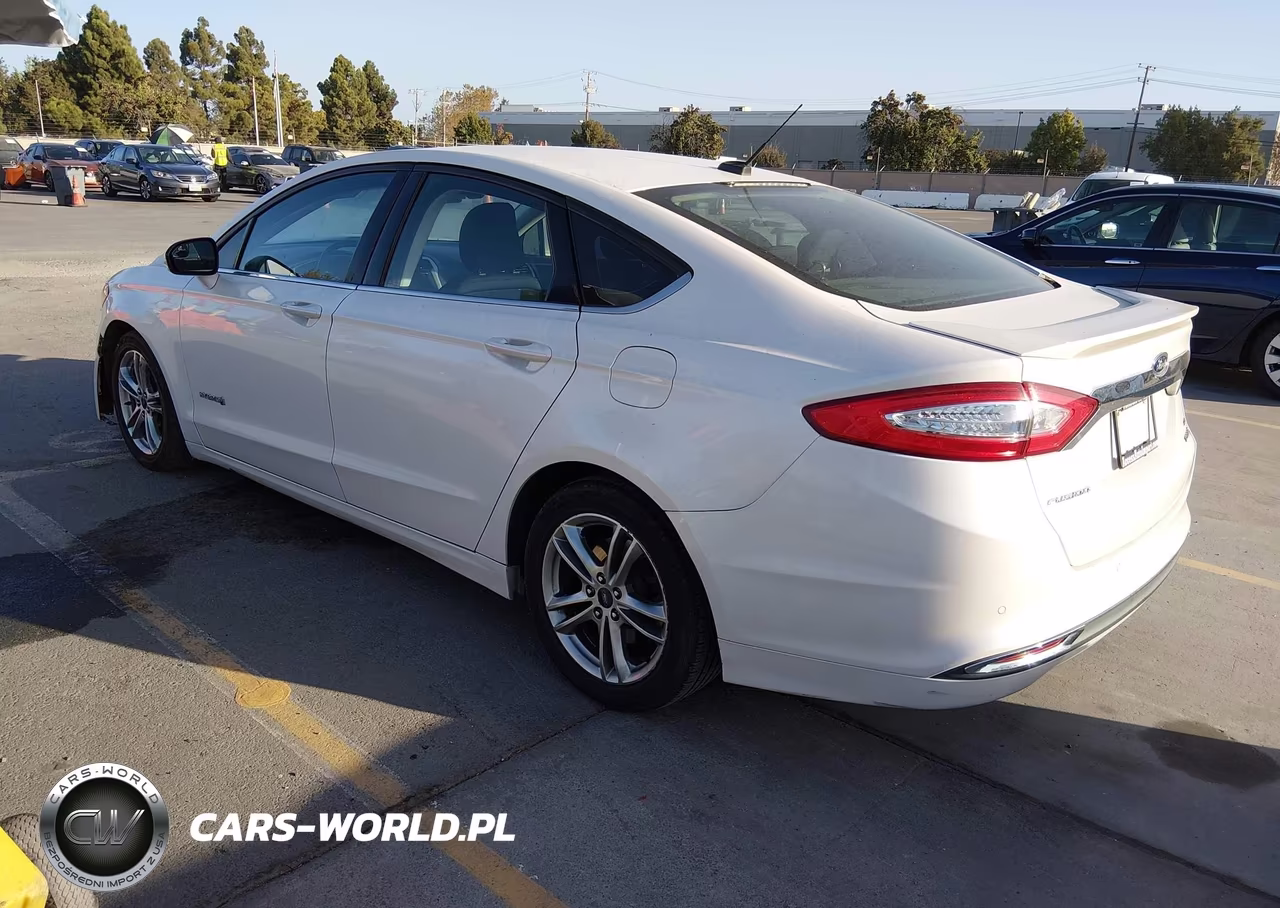 2015 Ford Fusion Hybrid Se VIN:3FA6P0LU6FR226739 - 3