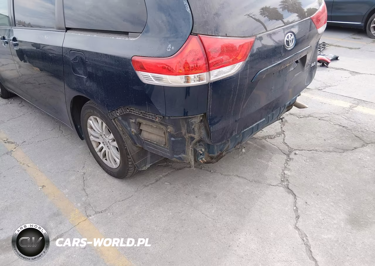 2012 Toyota Sienna Xle V6 8 Passenger VIN:5TDYK3DC3CS231253 - 6