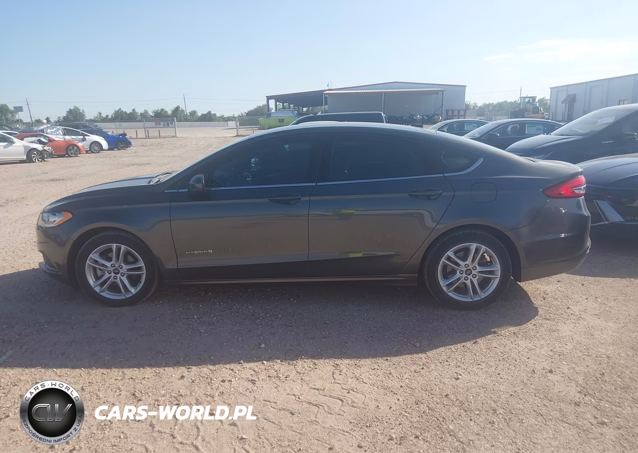 2018 Ford Fusion Hybrid S VIN:3FA6P0UU2JR198378 - 14