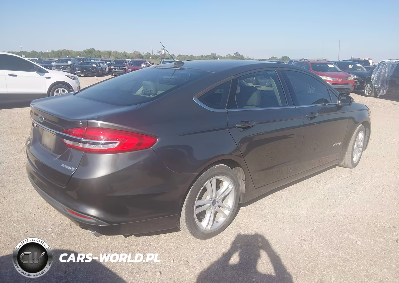 2018 Ford Fusion Hybrid S VIN:3FA6P0UU2JR198378 - 4