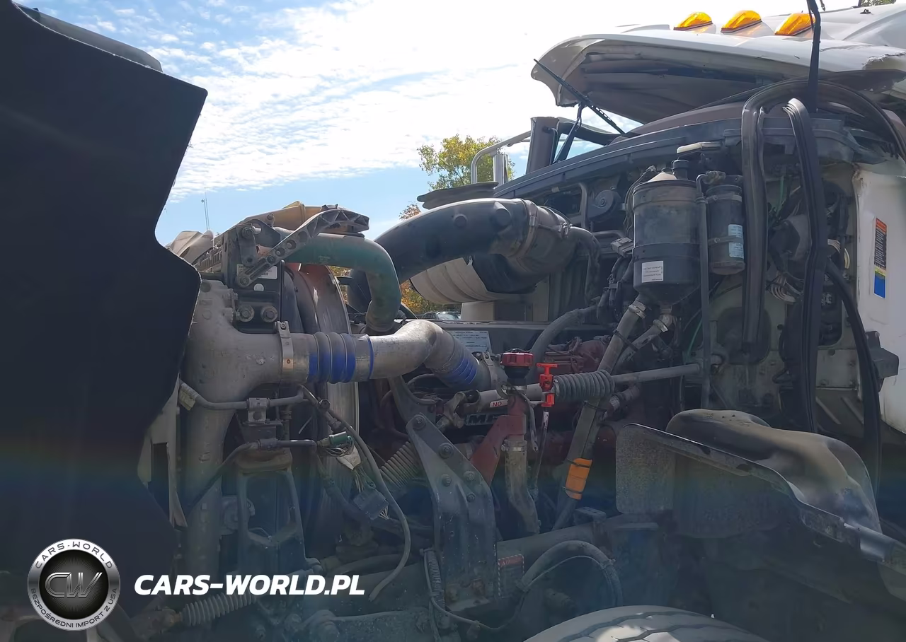 2018 Mack Granite VIN:1M2AX04C7JM039811 - 12