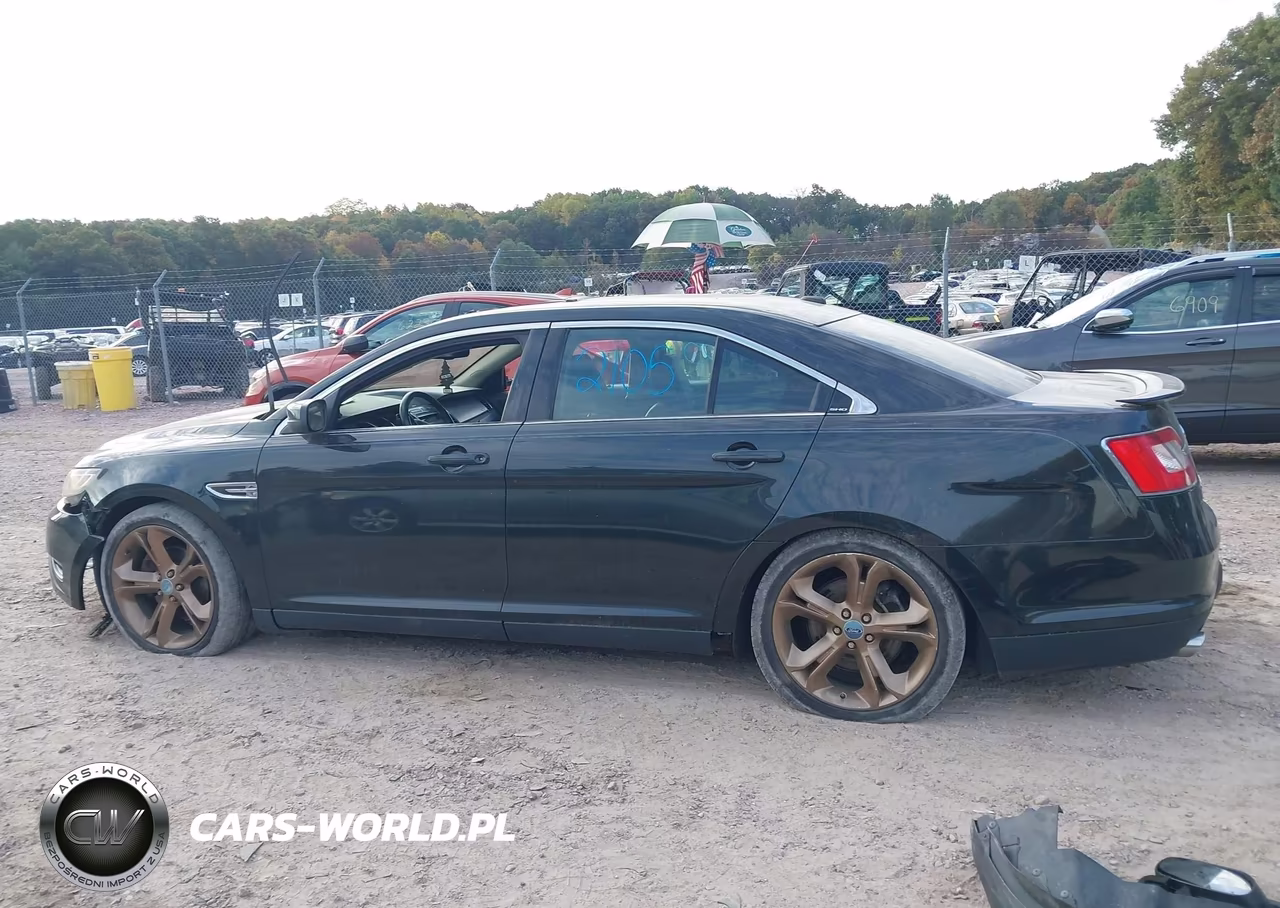 2010 Ford Taurus Sho VIN:1FAHP2KT0AG112183 - 14