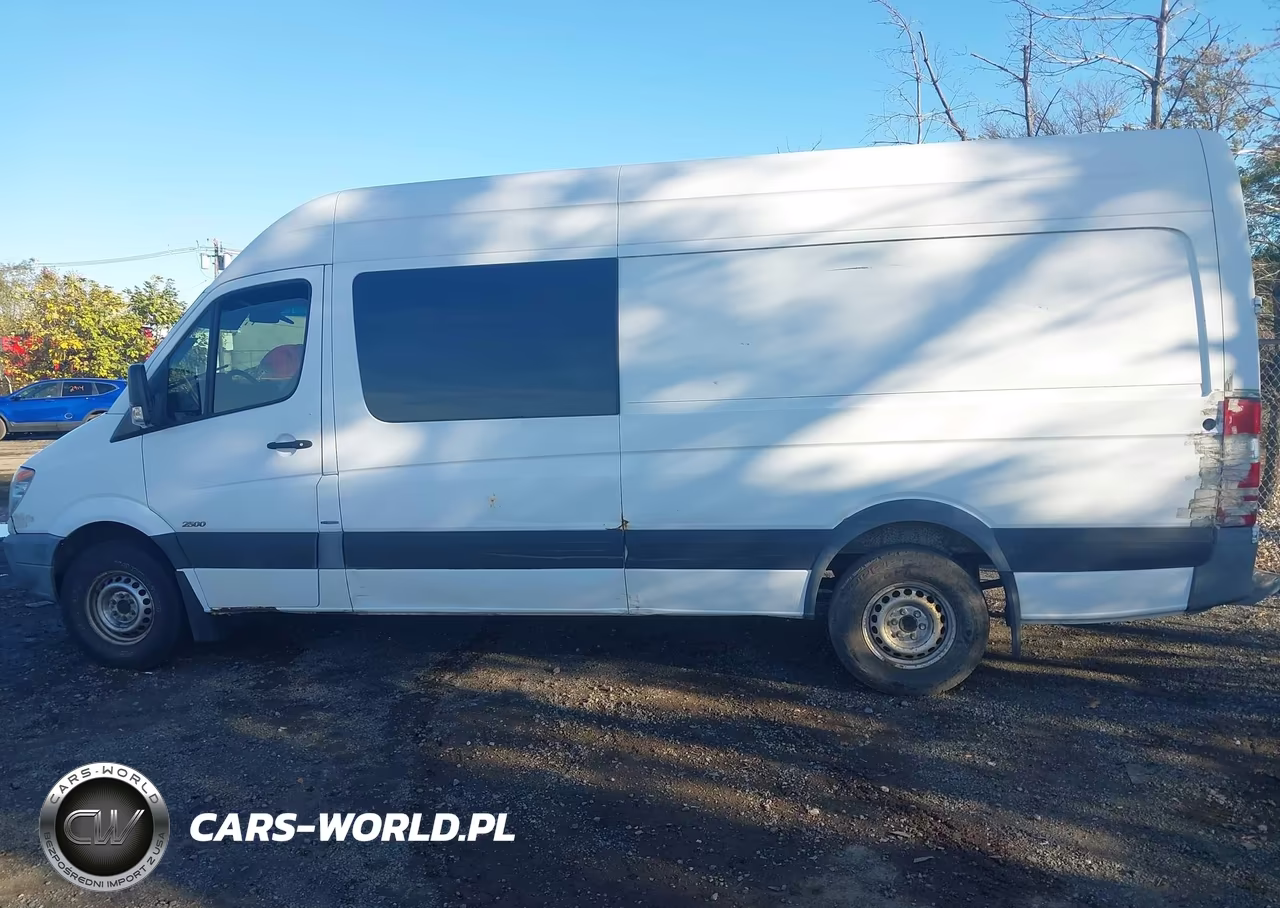 2013 Mercedes-Benz Sprinter 2500 High Roof VIN:WD4PE8CC9D5756204 - 13