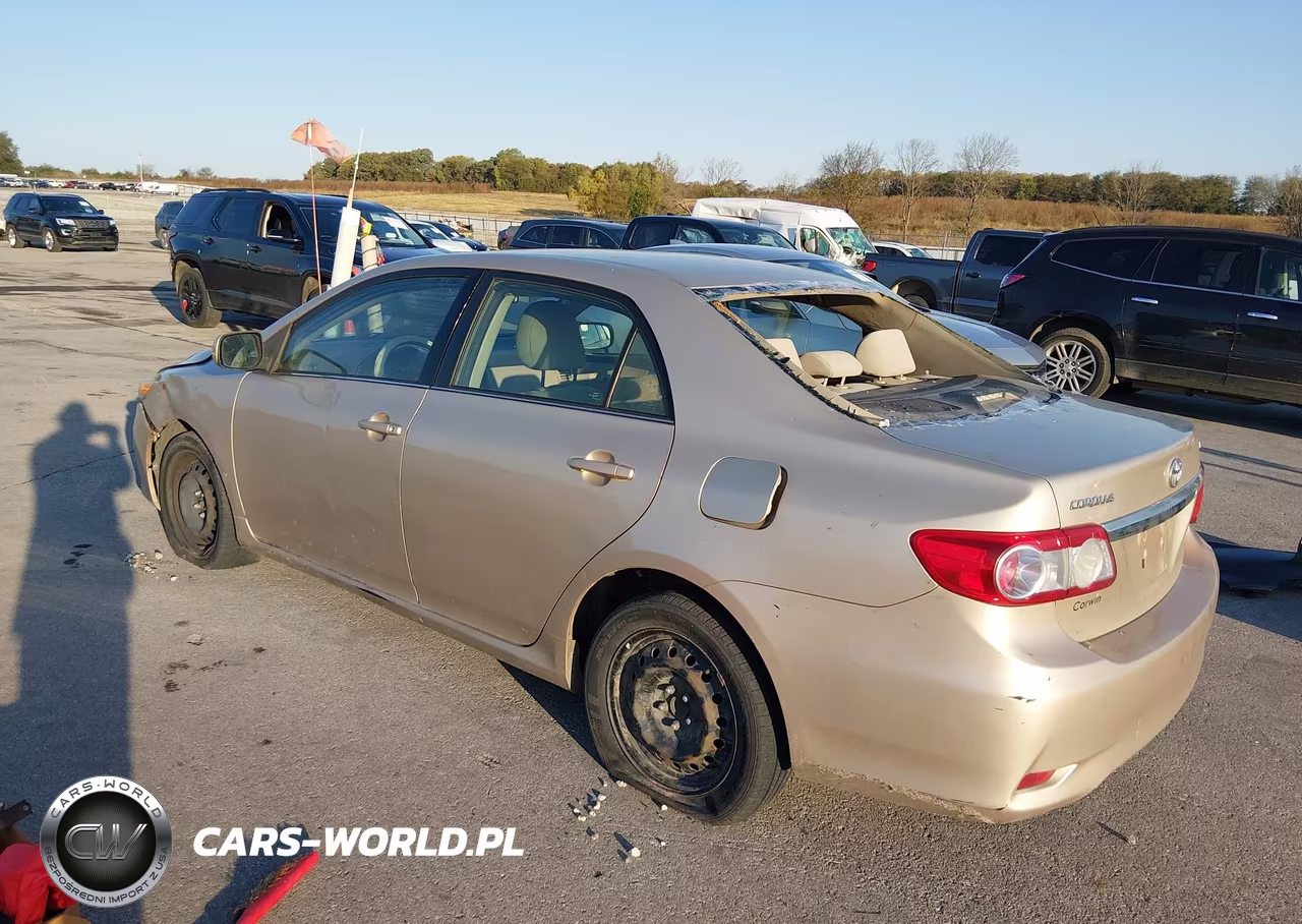 2013 Toyota Corolla Le VIN:2T1BU4EE7DC919546 - 3