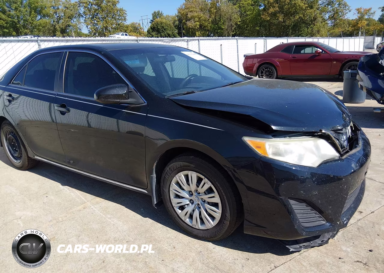 2013 Toyota Camry Le VIN:4T4BF1FK6DR311860 - 18