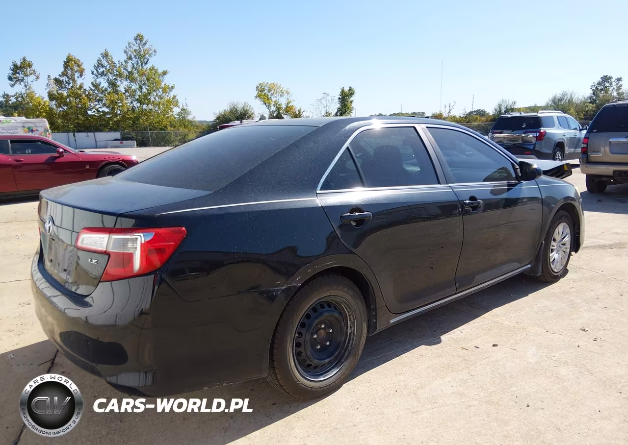 2013 Toyota Camry Le VIN:4T4BF1FK6DR311860 - 4