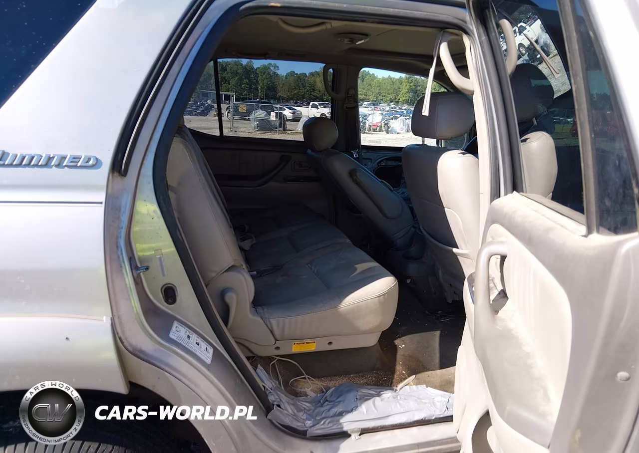 2002 Toyota Sequoia Limited V8 VIN:5TDZT38A42S061994 - 8