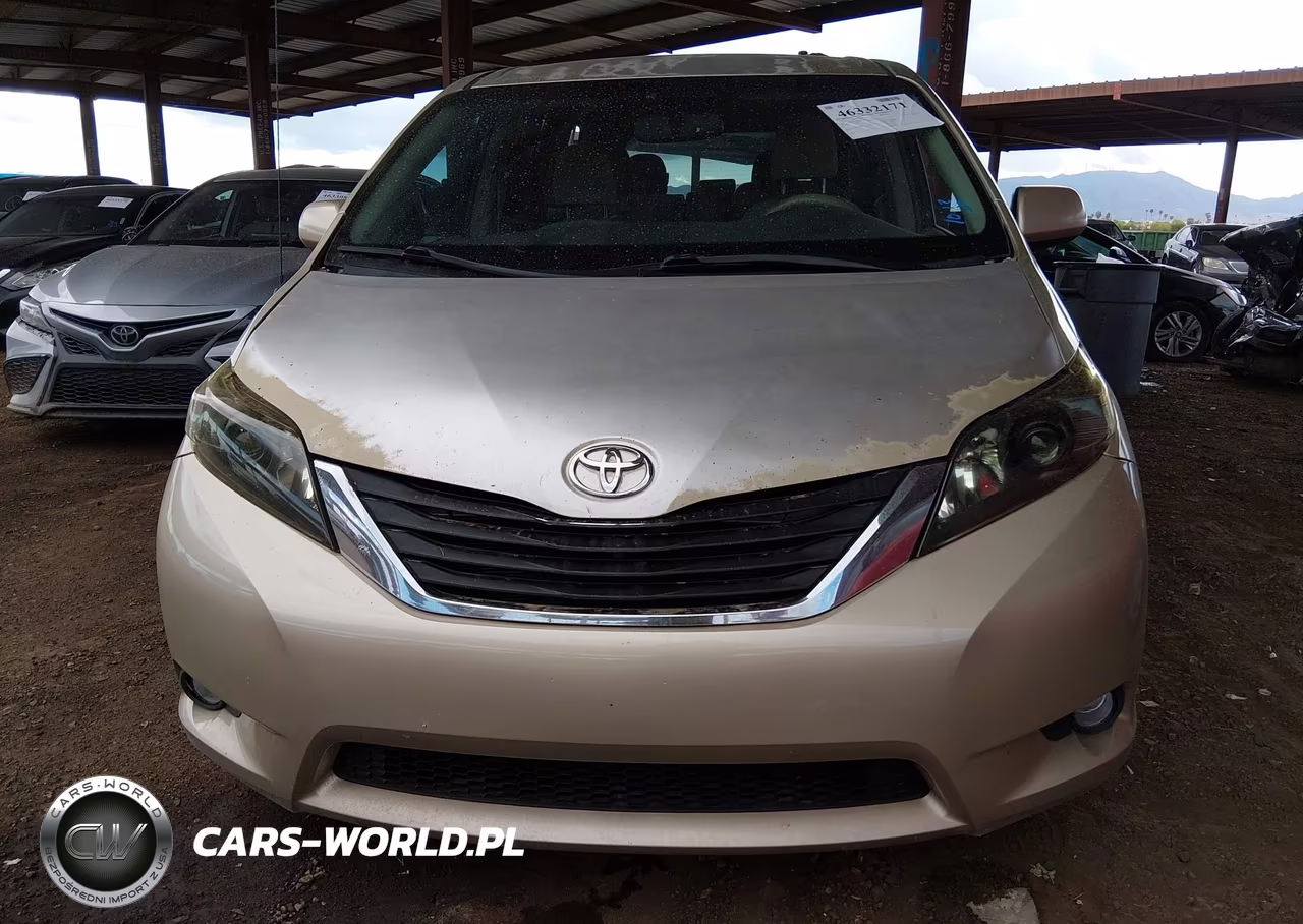 2014 Toyota Sienna Le V6 8 Passenger VIN:5TDKK3DC2ES407945 - 13