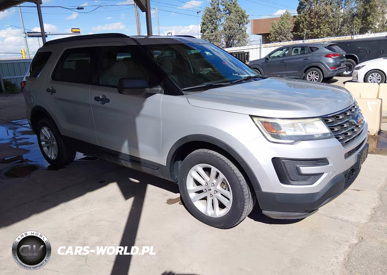 2017 Ford Explorer