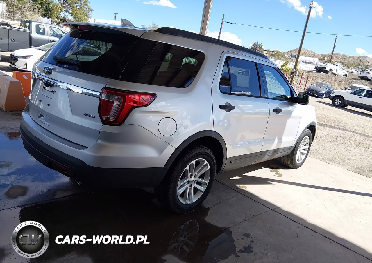 2017 Ford Explorer VIN:1FM5K8B82HGC91911 - 4
