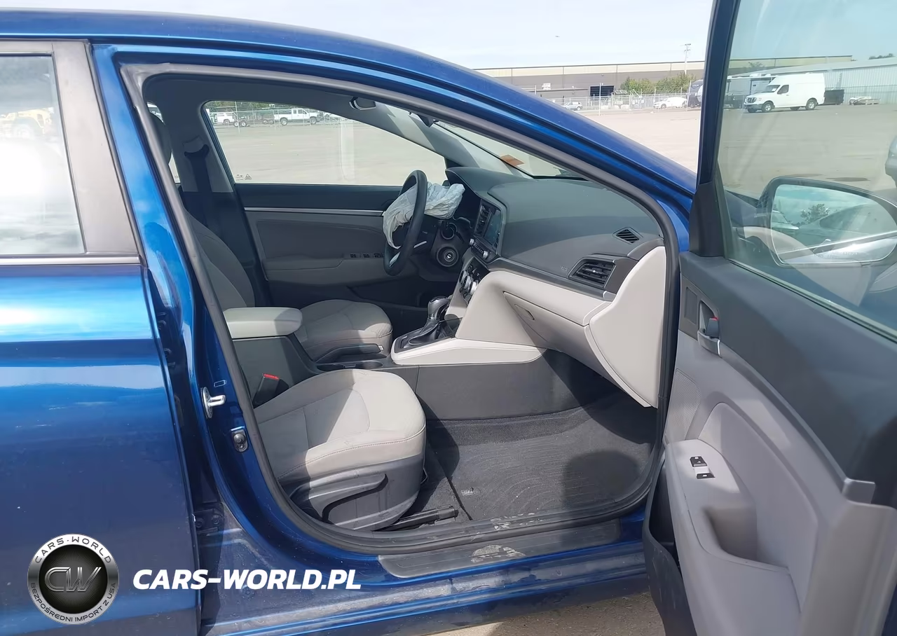 2019 Hyundai Elantra Sel VIN:5NPD84LF6KH404525 - 5