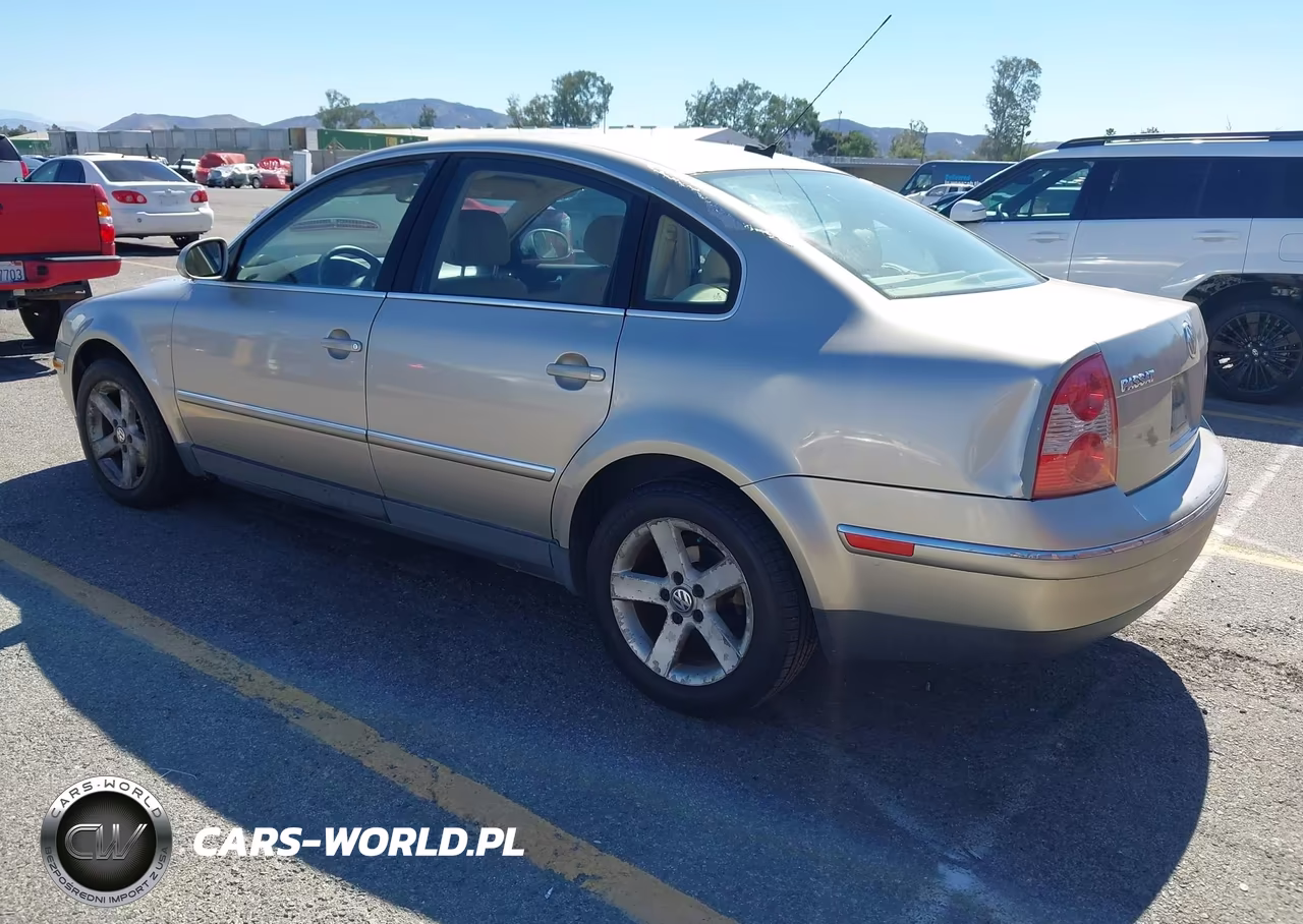 2004 Volkswagen Passat Glx VIN:WVWRH63B04P240646 - 3