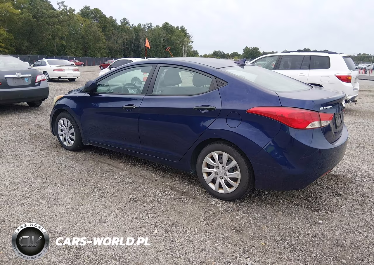 2012 Hyundai Elantra Gls VIN:5NPDH4AE9CH122746 - 3