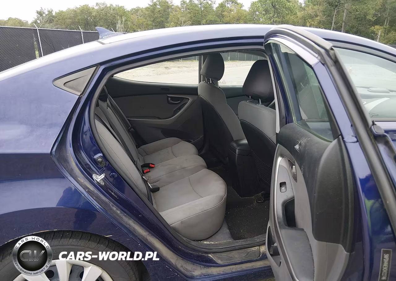 2012 Hyundai Elantra Gls VIN:5NPDH4AE9CH122746 - 8