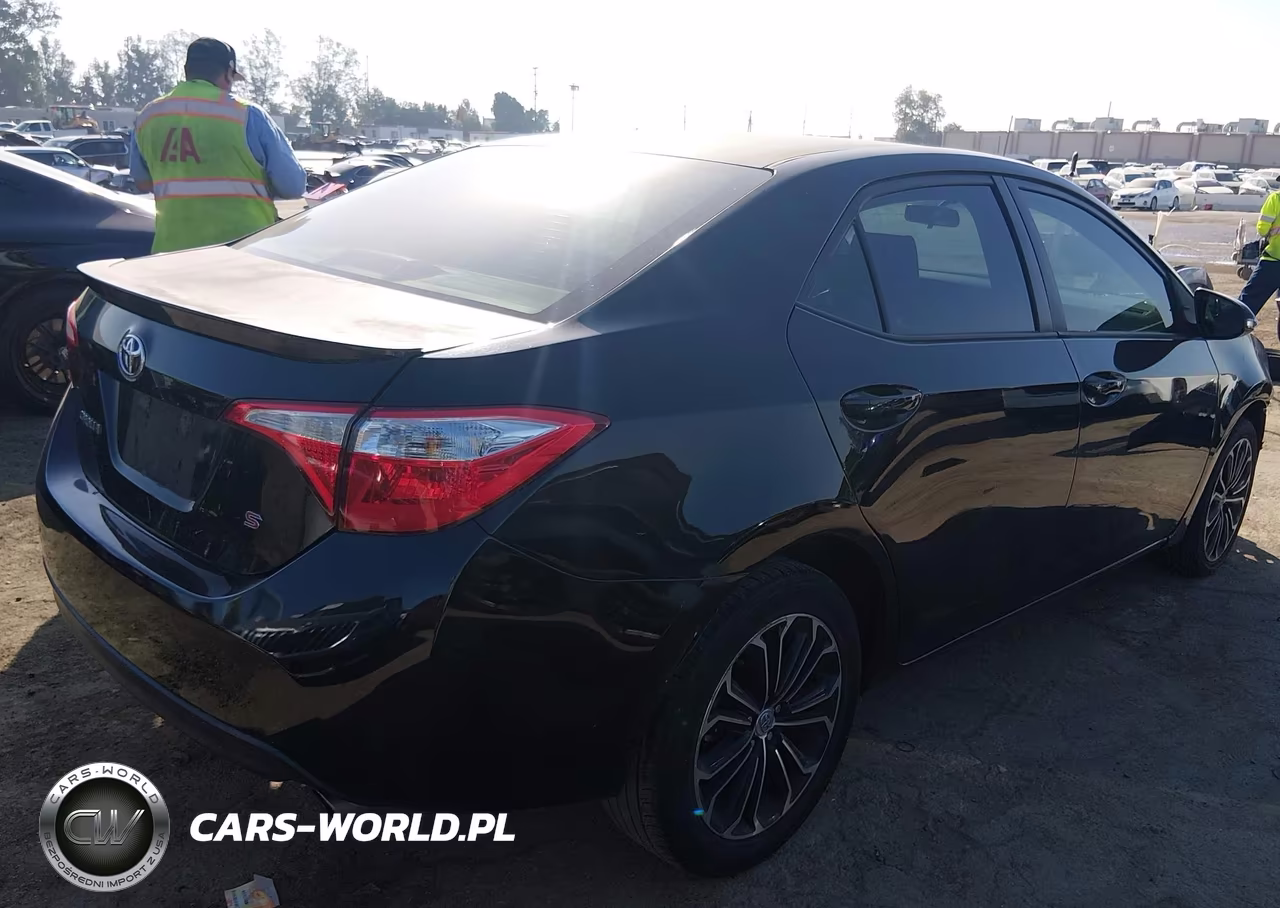 2016 Toyota Corolla S Plus VIN:5YFBURHE4GP498060 - 4