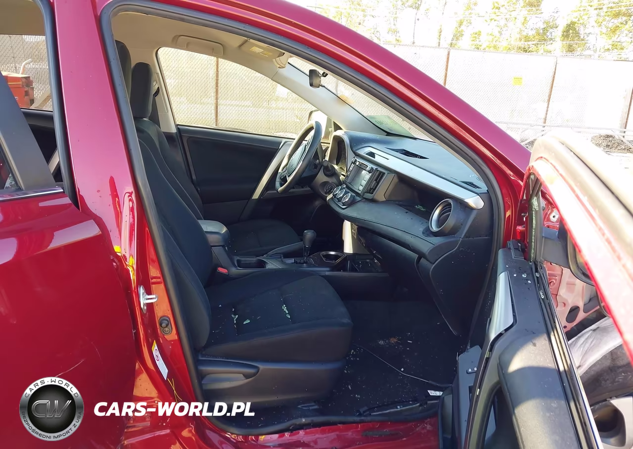 2018 Toyota Rav4 Le VIN:JTMZFREV6JD119566 - 5