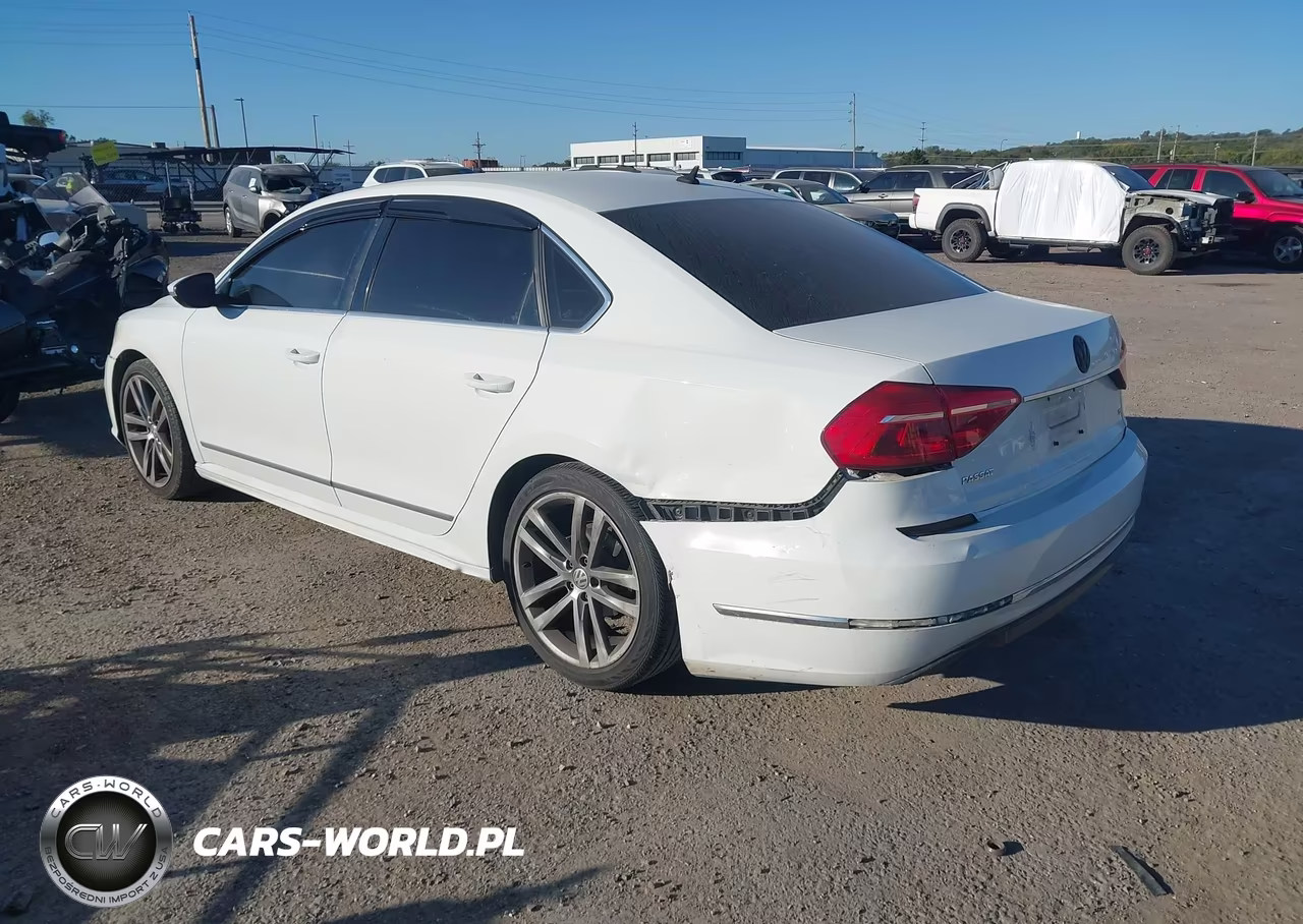 2016 Volkswagen Passat 1.8T R-Line VIN:1VWAT7A32GC046951 - 3