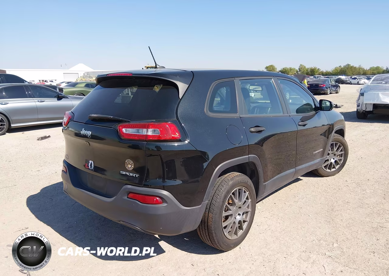 2015 Jeep Cherokee Sport VIN:1C4PJLAB5FW525574 - 4