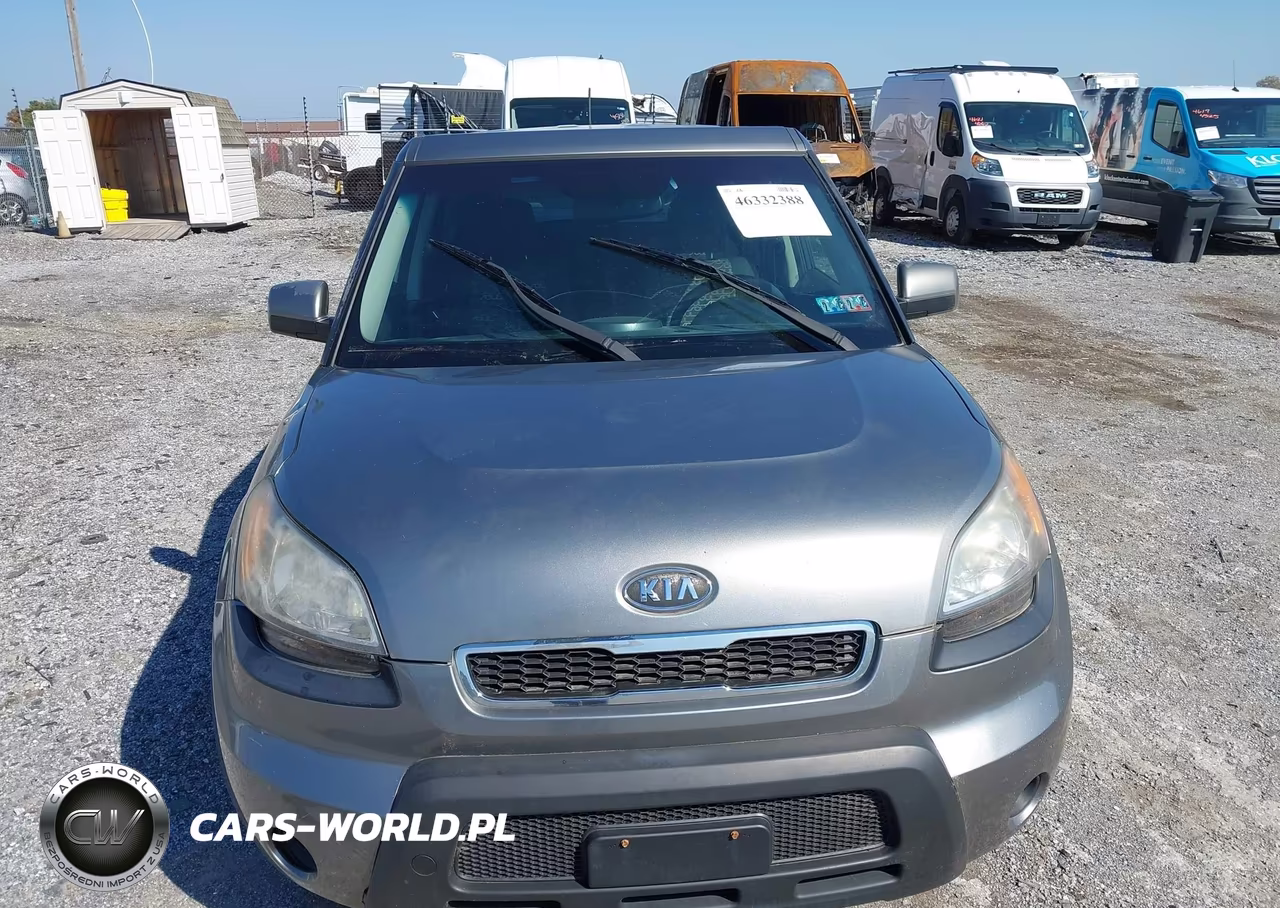 2011 Kia Soul + VIN:KNDJT2A23B7347159 - 6