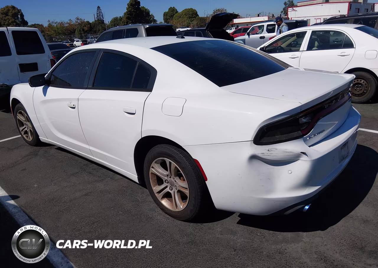 2015 Dodge Charger Se VIN:2C3CDXBG8FH745415 - 3