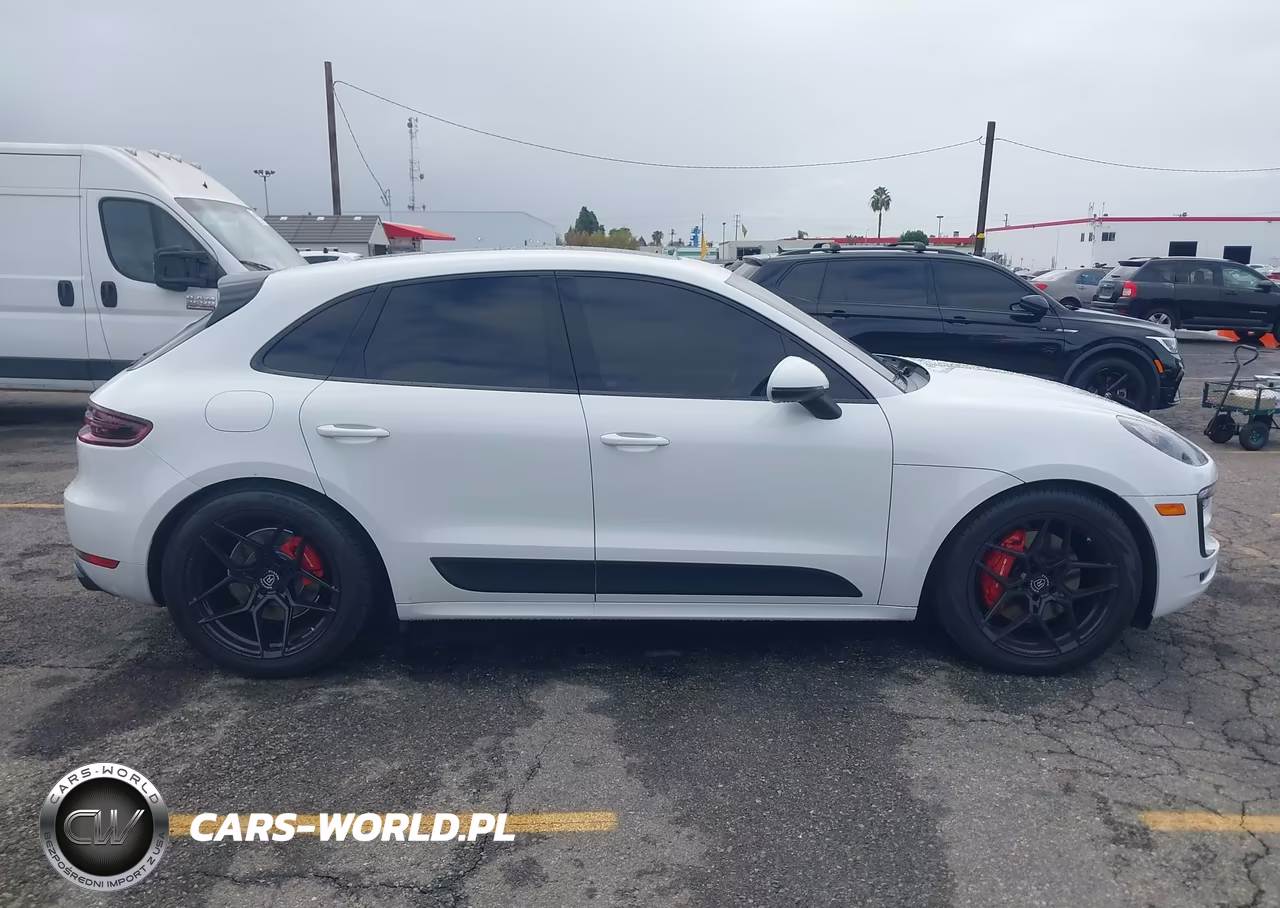 2018 Porsche Macan Gts VIN:WP1AG2A52JLB60143 - 13