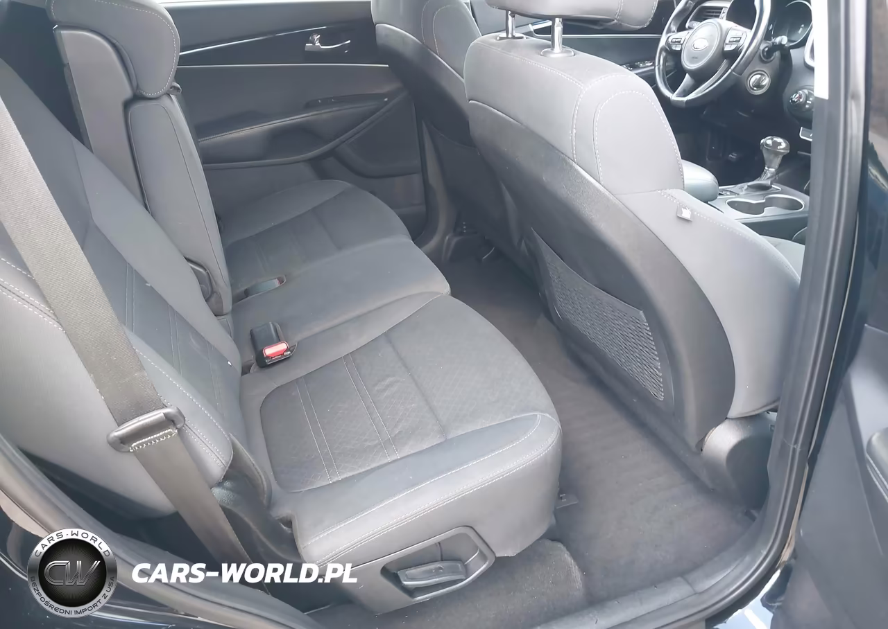 2017 Kia Sorento 3.3L Lx VIN:5XYPG4A50HG308965 - 8