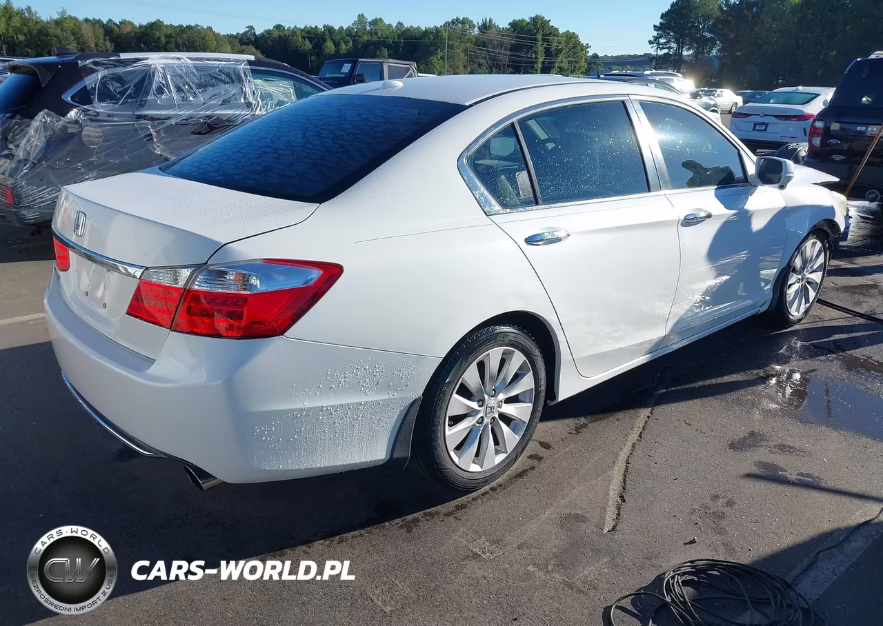 2015 Honda Accord Ex-L VIN:1HGCR2F82FA069692 - 4
