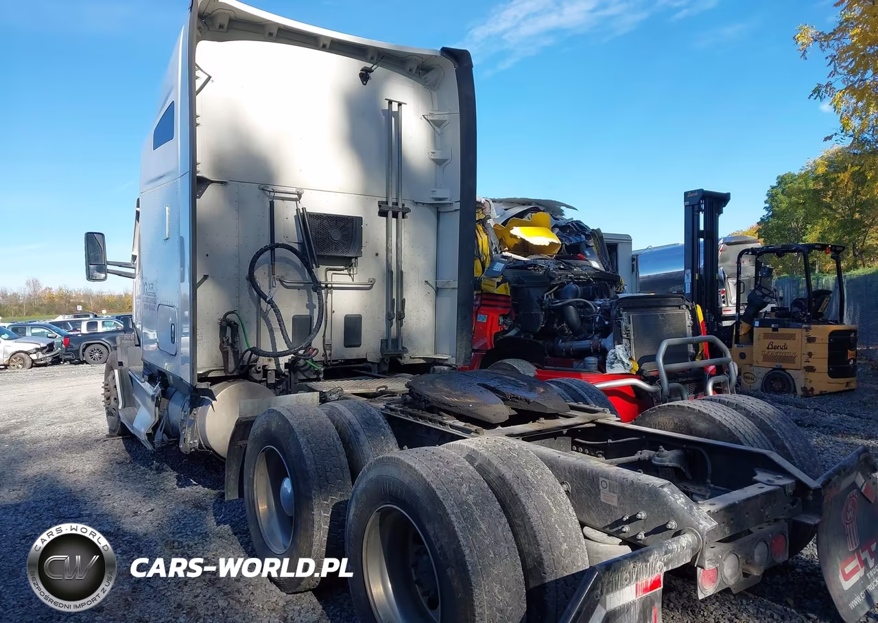 2025 Kenworth T680 VIN:1XKYDP9X0SJ161479 - 3
