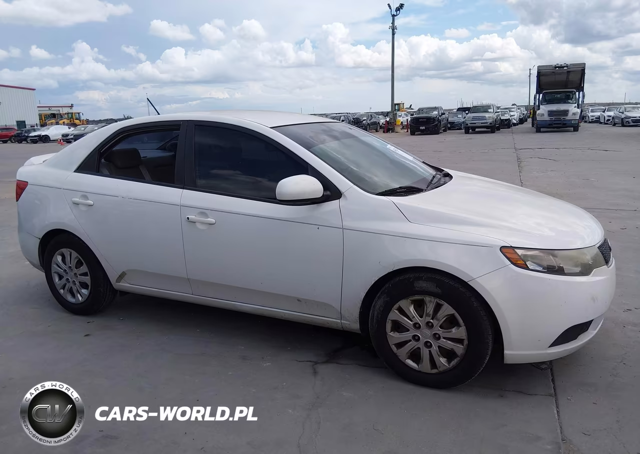 2011 Kia Forte Lx VIN:KNAFT4A24B5378169 - 13