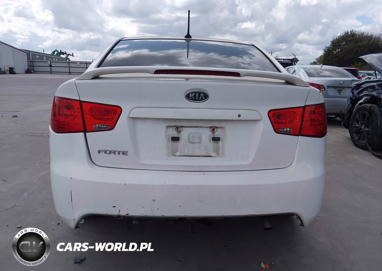 2011 Kia Forte Lx VIN:KNAFT4A24B5378169 - 16