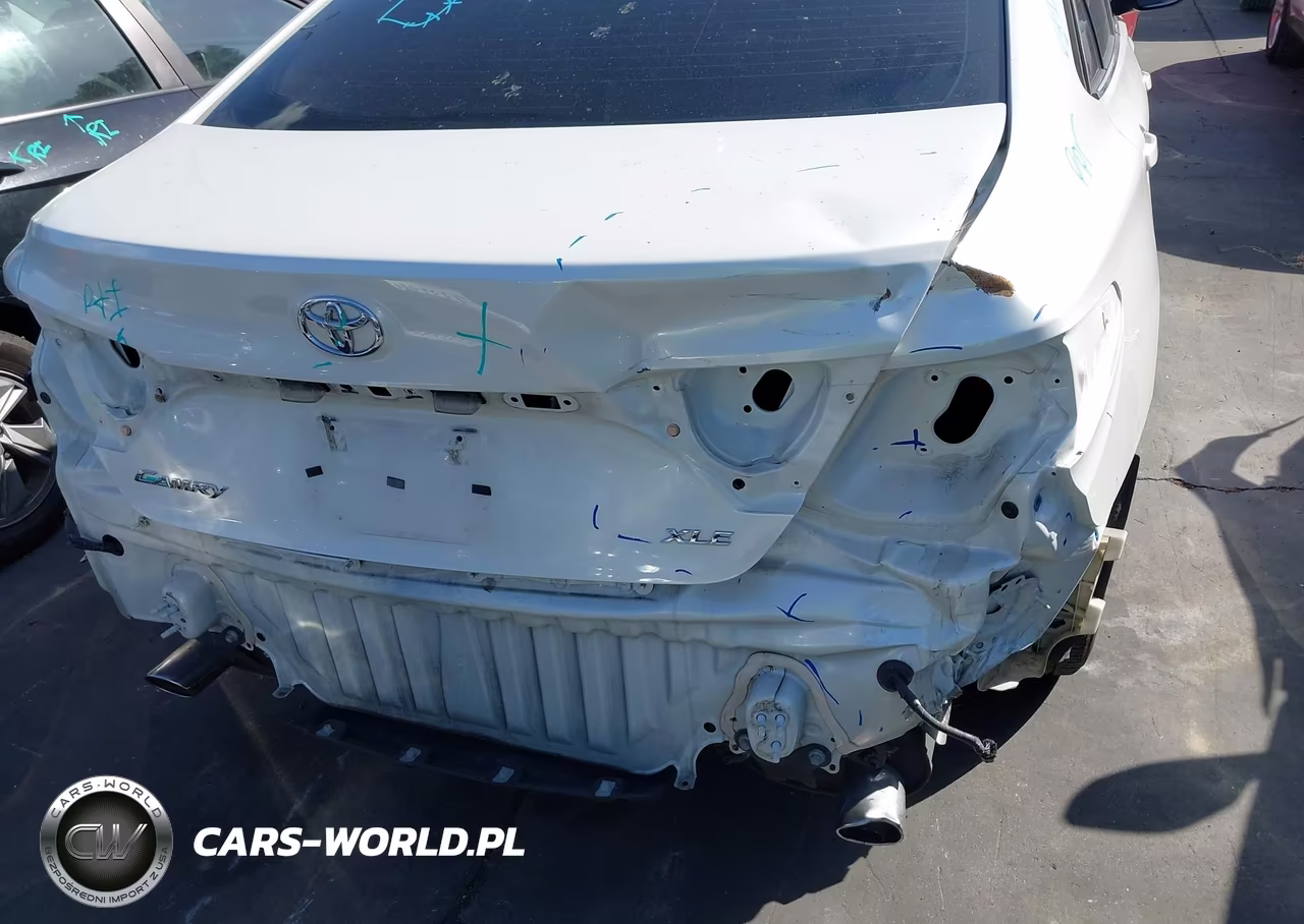 2017 Toyota Camry Xle V6 VIN:4T1BK1FK0HU578083 - 17