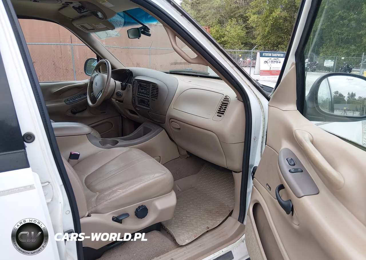 1999 Ford Expedition Eddie Bauer-Xlt VIN:1FMPU18L1XLB26413 - 5