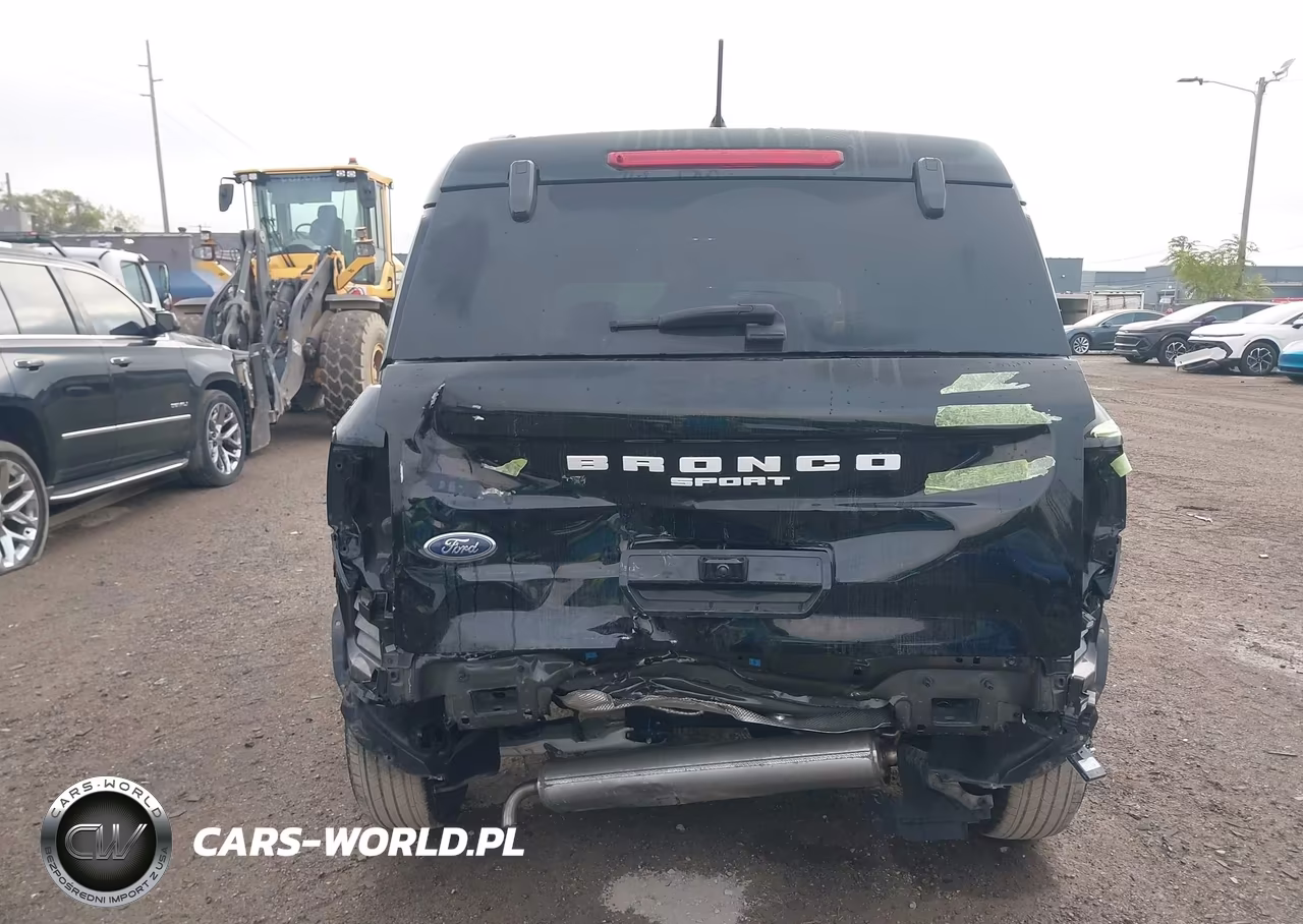 2025 Ford Bronco Sport Outer Banks VIN:3FMCR9CN4SRE41305 - 16