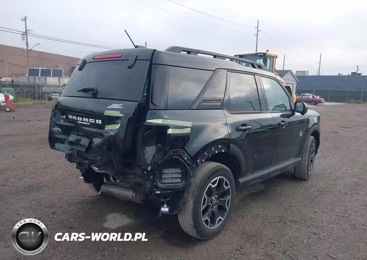 2025 Ford Bronco Sport Outer Banks VIN:3FMCR9CN4SRE41305 - 4