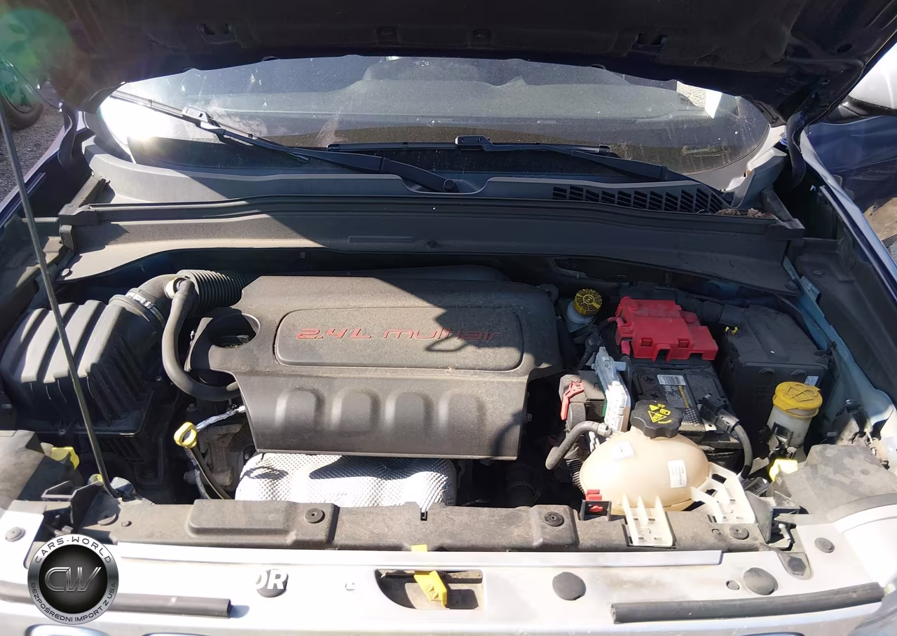 2018 Jeep Renegade Limited 4X4 VIN:ZACCJBDB2JPG97961 - 10